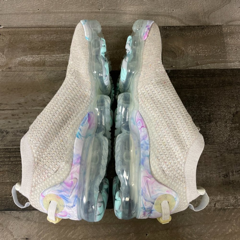 Nike Air VaporMax 2020 Flyknit Mens 10 Summit White Running Shoes CJ6740-100 - Picture 6 of 11